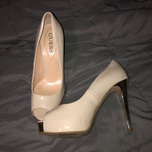 Guess Gold/Nude Pumps